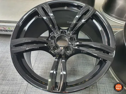 [남양주휠도색]BMW 5시리즈 (F10) 520d 19인치 순정휠 블랙유광 휠복원&휠도색 + 크렉수리 (알곤용접) / 남양주시 별내동