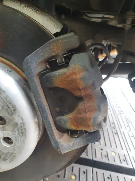 [남양주휠도색][BMW캘리퍼도색]BMW 640i 19인치 고스트크롬 휠복원&휠도색 + 캘리퍼도색 브론즈 도장 / 남양주시 별내동