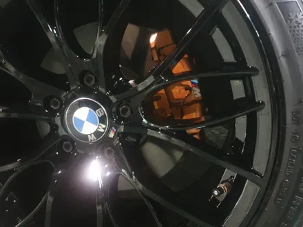 [남양주휠도색][남양주캘리퍼도색]BMW 1시리즈 (F20) 118d 18인치 블랙유광 휠복원&휠도색 + 캘리퍼도색 오렌지골드 도장 / 남양주시 별내동