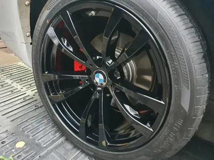 [남양주휠도색][bmw휠도색]BMW X5 (F15) 20인치 순정휠 블랙유광 휠복원&휠도색 + 캘리퍼도색 레드도장 / 남양주시 별내동