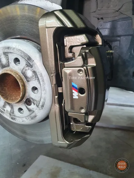 [남양주휠도색][BMW캘리퍼도색]BMW 640i 19인치 고스트크롬 휠복원&휠도색 + 캘리퍼도색 브론즈 도장 / 남양주시 별내동