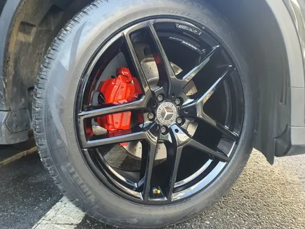 [남양주휠도색][캘리퍼도색]벤츠 GLE클래스 (W166) GLE350d 쿠페 21인치 순정휠 블랙유광 휠복원&휠도색 + 캘리퍼도색 레드도장 / 남양주시 별내동