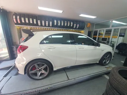 [남양주휠도색]벤츠 A45 AMG 19인치 블랙유광&타임어택 라인 다이아몬드컷팅 휠복원&휠도색 / 남양주시 별내동