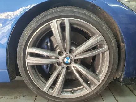 [남양주휠복원]BMW 4시리즈 (F32) 420i 스포츠 쿠페 19인치 순정휠 다이아몬드컷팅 휠복원&휠도색 / 남양주시 별내동