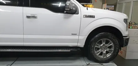 포드 F-150 랩터 18인치 - 고스트크롬 도색및복원 [별내휠수리][별내휠복원][남양주휠수리][남양주휠복원][남양주캘리퍼도색][별내캘리퍼도색][노원휠수리][노원휠복원][보험수리] / 남양주시 별내동
