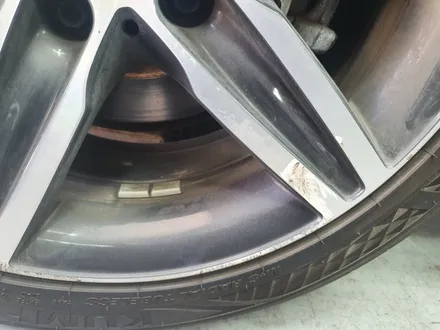 [BMW휠도색][남양주휠도색]BMW 118d 17인치 블랙유광 휠복원&휠도색 + 캘리퍼도색 블루 / 남양주시 별내동
