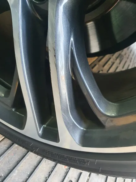 [남양주휠복원][다이아몬드컷팅복원]BMW X4 (F26) 20인치 다이아몬드컷팅 휠복원 / 남양주시 별내동