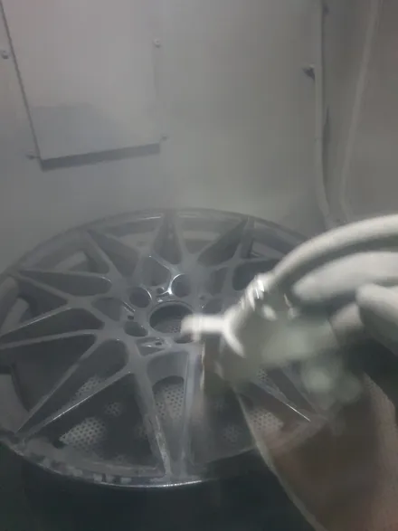 [남양주휠도색]BMW 4시리즈 ( F32 ) 428i 19인치 블랙유광 휠복원&휠도색 + 타이어교체(255-35-19 브리지스톤 투란쟈T005 두본 ) / 남양주시 별내동