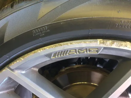 [남양주휠도색][캘리퍼도색]벤츠 GLE클래스 (W166) GLE350d 쿠페 21인치 순정휠 블랙유광 휠복원&휠도색 + 캘리퍼도색 레드도장 / 남양주시 별내동