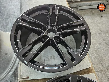 [남양주휠복원]BMW 6시리즈 (F12) 640d 20인치 순정휠 블랙유광 휠복원&휠도색 + 타이어교체 / 남양주시 별내동