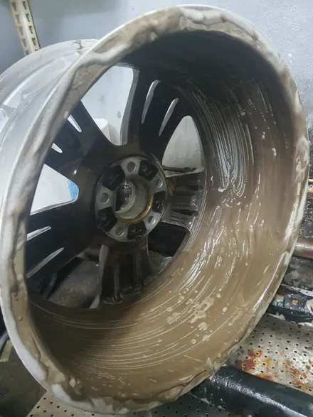 [남양주휠도색]BMW X5 ( F15 ) X5 30d 19인치 순정휠 블랙유광 휠복원&휠도색 / 남양주시 별내동