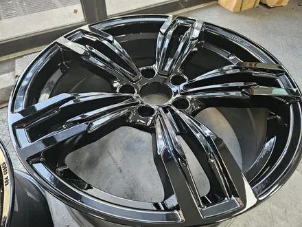 [남양주휠복원]BMW 5시리즈 (F10) 528i 19인치휠 블랙유광 휠복원&휠도색 / 남양주시 별내동