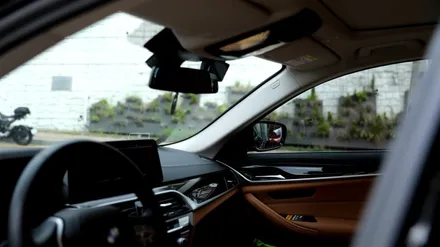 BMW 520i 솔라가드 퀀텀 세련된 틴팅 시공 / 용산, 마포, 중구