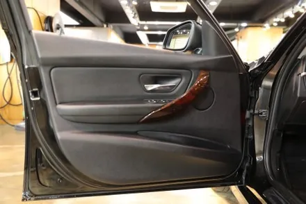 BMW F30 320i 도어 방음 작업을 통한 잡소리 개선 / 용산, 마포, 중구