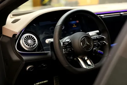엑스펠 썬팅으로 작업되는 벤츠 EQS53 AMG. / 용산, 마포, 중구