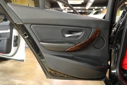 BMW F30 320i 도어 방음 작업을 통한 잡소리 개선 / 용산, 마포, 중구