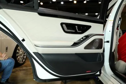 벤츠 S500 소닉디자인 스피커를 통한 카오디오 및 방음 업그레이드. / 용산, 마포, 중구