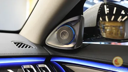벤츠 S500 화려한 실내 4D 부메스터 와 소닉디자인 스피커 튜닝기 / 서울 용산