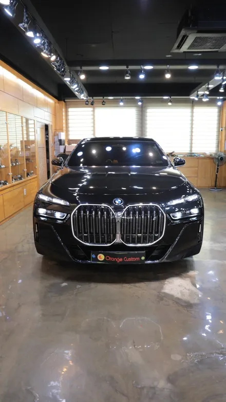 BMW i7 eDrive50 정숙함 속에 채워진 포칼 사운드와 앰프 DSP 인스톨 / 서울 용산