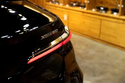 BMW i7 xDrive 60은 어떤 썬팅으로 시공할까 - 엑스펠 / 용산, 마포, 중구