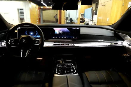 BMW i7 xDrive 60은 어떤 썬팅으로 시공할까 - 엑스펠 / 용산, 마포, 중구