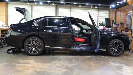 BMW i7 eDrive50 정숙함 속에 채워진 포칼 사운드와 앰프 DSP 인스톨 / 서울 용산