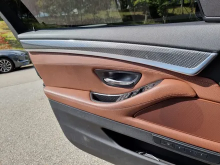 [표범샵]_BMW5시리즈 실내 카본수전사 / BMW / 5시리즈 / 동탄,오산,수원