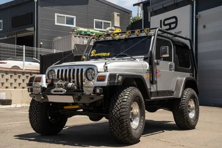 지프 랭글러에 쌍카로 ? + 레카로 컴포트시트 LX-F 커스터마이징 + 레써니컴퍼니 / 고양 덕양구 용두동