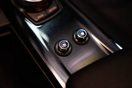 BMW F30 3시리즈, 고급스러운 조그다이얼 통풍시트 + 멋과 편의옵션까지 모두 갖춘 스포츠세단 / 고양 덕양구 용두동