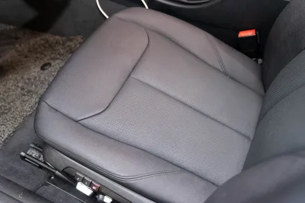 BMW F30 3시리즈, 고급스러운 조그다이얼 통풍시트 + 멋과 편의옵션까지 모두 갖춘 스포츠세단 / 고양 덕양구 용두동