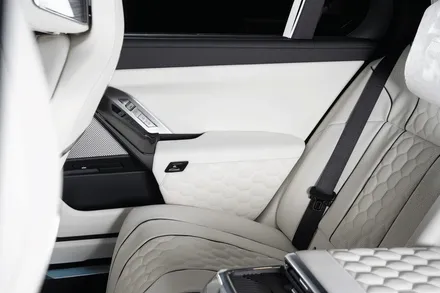 신형 BMW 7시리즈, 순정 옵션에는 없는 화이트 인테리어 만들기 / 고양 덕양구 용두동
