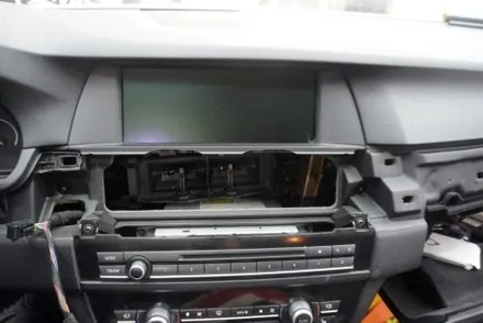 BMW 5시리즈 F10 15인치 해외직구 안드로이드모니터 올인원 설치 운전석 도어 손잡이 커버 교체