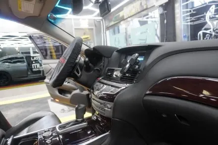 인피니티 M37 Q70 해외 직구 12.5인치 안드로이드 내비게이션 모니터 교체 설치