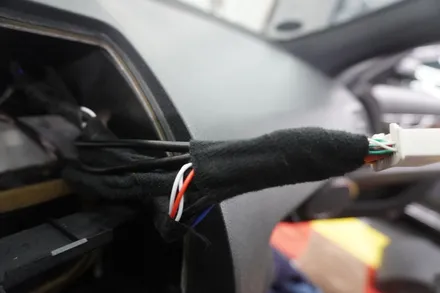 [벤츠코리아내비게이션AS 캡틴홍] 벤츠 C클래스 W204 전기형 C63AMG 내비게이션 후방카메라 해외직구모니터 시공 송풍구 부품 교체