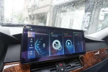BMW 5시리즈 E60 CCC 오디오 옵션 12.3인치 안드로이드모니터 올인원 내비게이션 후방카메라 연결 시공
