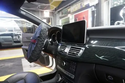 벤츠 NTG5.1하이 버전 중국 친구들은 NTG5 표기 AUX 코딩 안되는 오디오 W218 CLS 전용 카플레이 안드로이드 오토 전용 모니터 설치