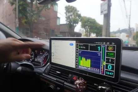 아우디 A7 아이나비xNV700 안드로이드셋탑 내비게이션 네트워크전자 국산 12.3인치 모니터 시공