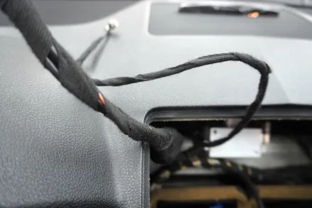[벤츠코리아내비게이션AS 캡틴홍] 벤츠 C클래스 W204 전기형 C63AMG 내비게이션 후방카메라 해외직구모니터 시공 송풍구 부품 교체