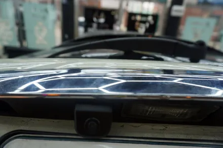 [예약제1인시공 캡틴홍] BMW 미니 쿠퍼 순정 모니터 비주얼부스터 옵션 차량에 애플 카플레이 안드로이드오토 후방카메라 2채널 블랙박스 Q100V 시공