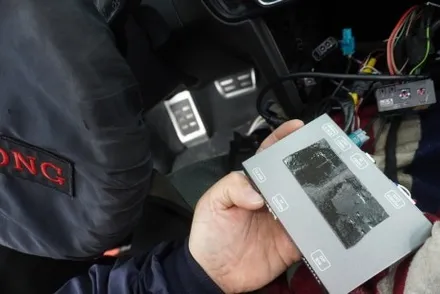 전국구 해외직구모니터 설치 장착 실력자 CAR아티스트 캡틴홍 오늘은 부산에서 방문 Q5 내비게이션 고사양 MNG 12.3인치 안드로이드올인원을 휴일 예약제1인시공