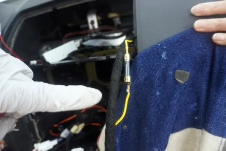 W204 전기형 벤츠 C63AMG 해외직구후  직접 DIY 작업 제품 오작동 실패 SOS 캡틴홍 고사양 MNG 10.25인치 재작업 후방카메라 교체 설치