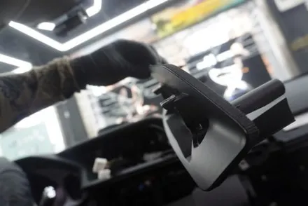 벤츠 모니터 교체 설치 고수가 예약된 작업은 휴일에도 1인 시공합니다 W212 E 클래스 NTG4.5 고사양 MNG 10.25 안드로이드 내비게이션 설치