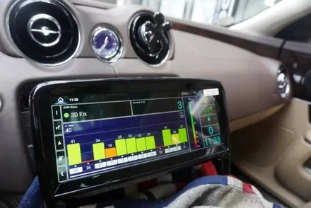 재규어 XJ 모니터 교체 시공 10.25인치 안드로이드올인원 내비게이션  작업 경험이 풍부한 예약제1시공 캡틴홍