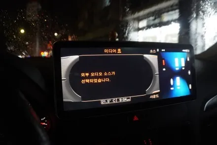 네트워크전자 선물 세트 NO.27번째 아우디 Q5 안드로이드내비게이션 NV700 국산 12.3인치 모니터 교체 시공 풍부한 시공 경험 by예약제1인시공캡틴홍