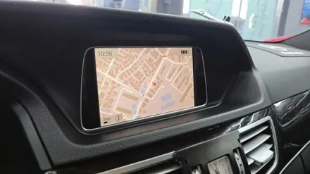 우리 동네는 고수가 작업한다 1인 시공 캡틴홍 벤츠 E 클래스 W212 AUX 코딩 순정 GPS 안테나 연결 모니터 교체 안드로이드 올인원 설치