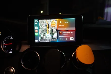 [벤츠내비게이션AS공식지정점 캡틴홍] 벤츠 C클래스 W205 GLC NTG5 AUX 코딩후 애플 카플레이 안드로이드오토 순정 모니터 사용 가능