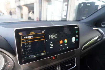 아우디 SQ5 내비게이션 블랙박스 보조배터리 국산 12.3인치 모니터 교체 M2C200A플러스 안드로이드셋탑 뷰게라 Q100V 에너웨이브 에너팩프로 12A 시공