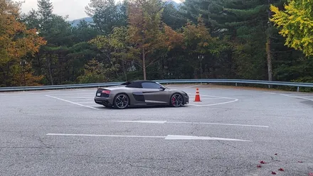 Audi R8 V10 Performance Spyder 주유캡은 커버와 일체형 고급유 가득 !R8 퍼포먼스 스파이더 가평 단풍 드라이브 아침고요수목원 오픈런by 와이프와주말데이트