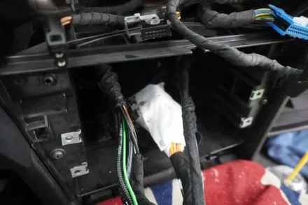 BMW E60 5시리즈 CCC 옵션 해외 직구 순정 모니터 1:1 교체 8.8인치 카플레이 안드로이드오토 올인원 후방카메라 연결 설치