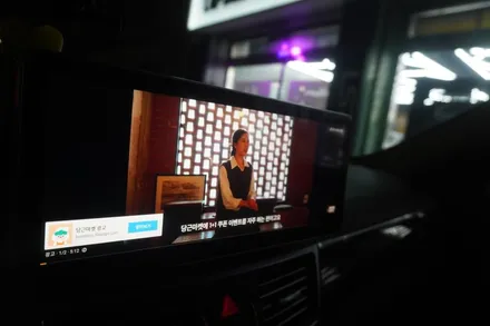 [벤츠내비게이션AS지정점 캡틴홍] 2011 벤츠 E클래스 W212 전기형 내비게이션 후방카메라 국산 12.3인치 모니터 교체 M2C200A플러스 매립 시공